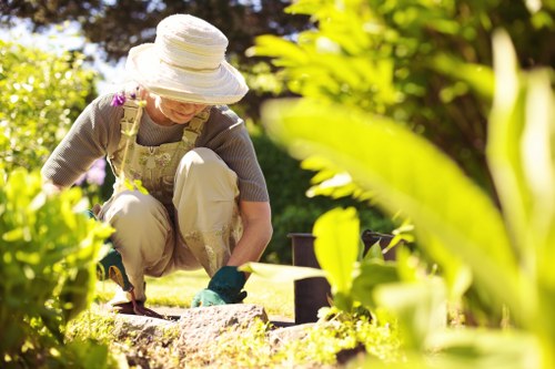 Local transfer station handling separated garden waste